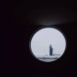 四月电子厂全景沟厕
